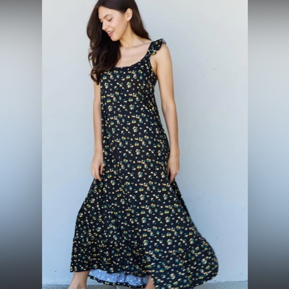 Lush Maxi Dress Women Floral  Navy Yellow flower XS split side - Picture 1 of 9